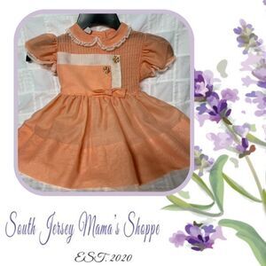 Vintage 1970s Size 12-18 M Rose Bud by Miss Quality Dress Peach Floral Smocking